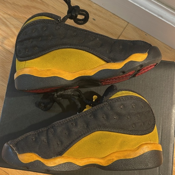 Kids Jordan 13 Retro Carmelo Anthony Class 2022 Black Gold Toddler Size 9C - Picture 5 of 11